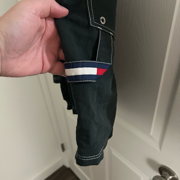 NEVER WORN. NWOT Men’s Tommy Hilfiger Bathing Suit. - Picture 3 of 6